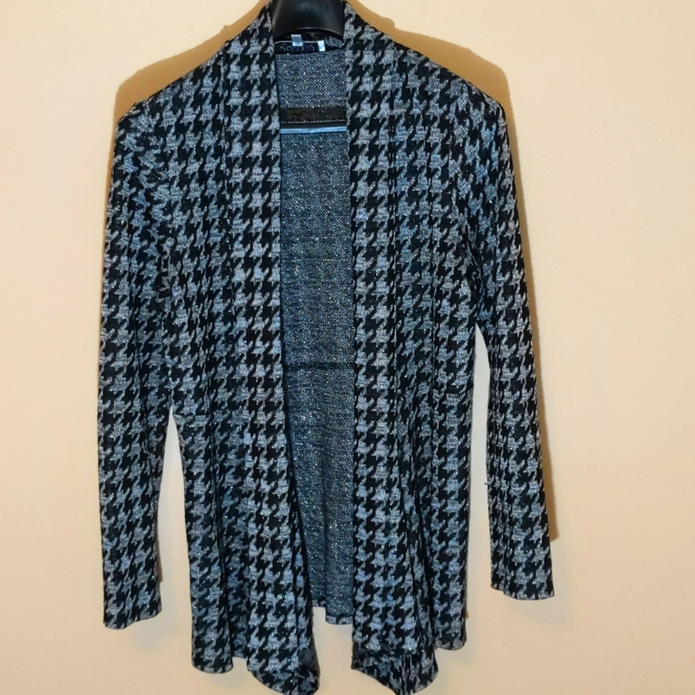 Kasper| Black and Silver Shimmering Houndstooth Cardigan Acrylic Blend
